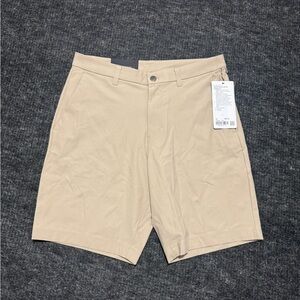 lululemon athletica Men's Khaki Flat-Front Shorts